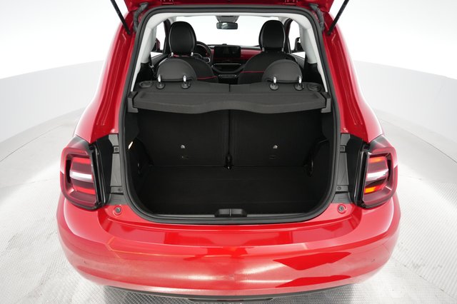 2024 Fiat 500e — photo 6 of 20