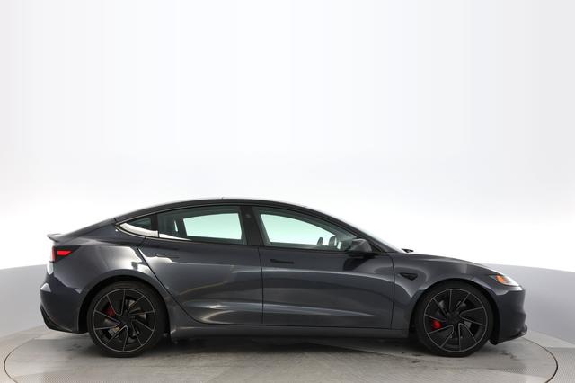 2024 Tesla Model 3 — photo 10 of 21