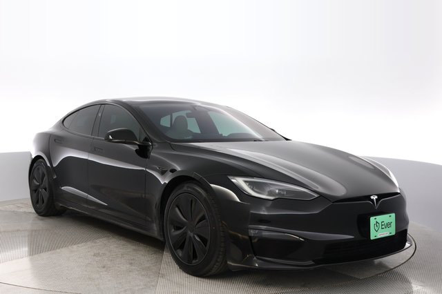 2023 Tesla Model S — photo 10 of 24