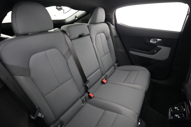 2022 Polestar 2 — photo 4 of 22