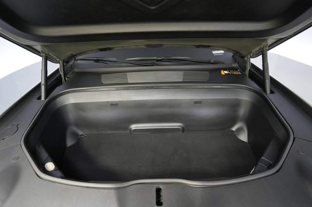 2022 Rivian R1T — photo 23 of 27