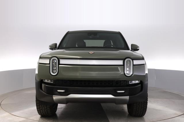 2022 Rivian R1T — photo 9 of 27