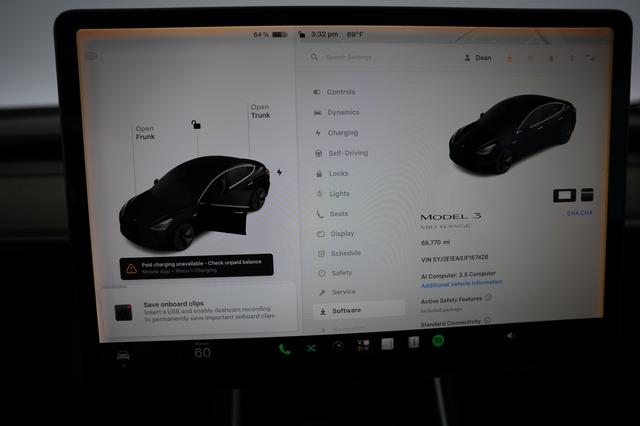 2018 Tesla Model 3 — photo 5 of 19