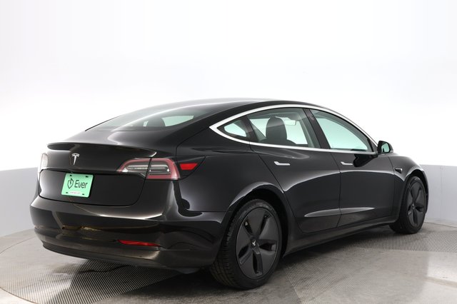 2018 Tesla Model 3 — photo 2 of 19