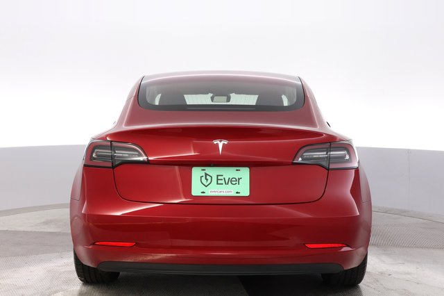 2018 Tesla Model 3 — photo 12 of 24