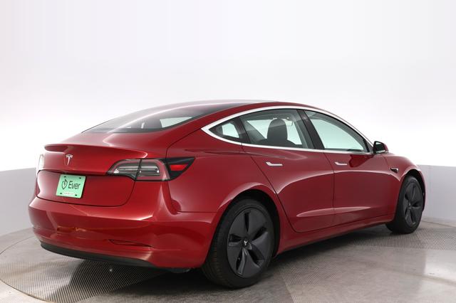 2018 Tesla Model 3 — photo 2 of 24