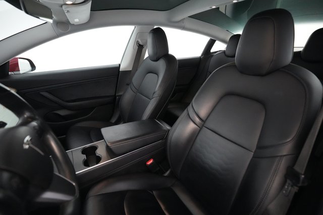 2018 Tesla Model 3 — photo 3 of 24