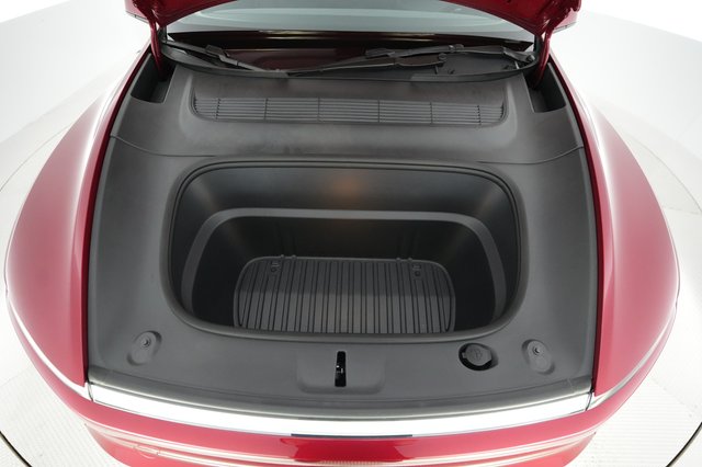 2026 Tesla Model Y — photo 20 of 21