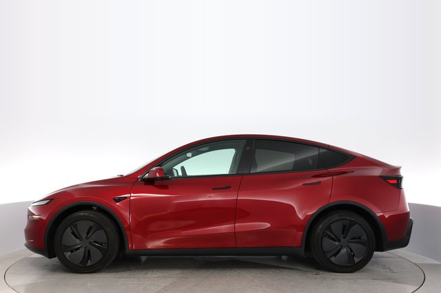 2026 Tesla Model Y — photo 12 of 21