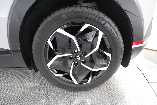 2023 Hyundai IONIQ 5 — photo 15 of 31