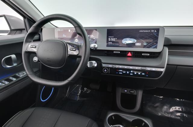 2023 Hyundai IONIQ 5 — photo 3 of 31