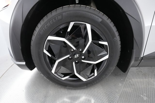 2023 Hyundai IONIQ 5 — photo 14 of 31