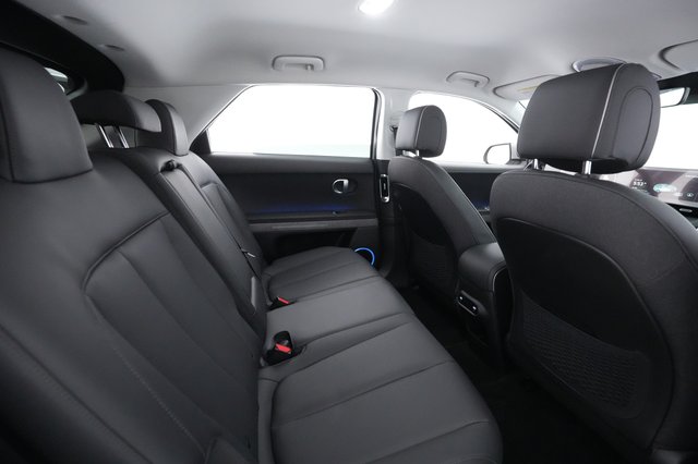 2023 Hyundai IONIQ 5 — photo 4 of 31