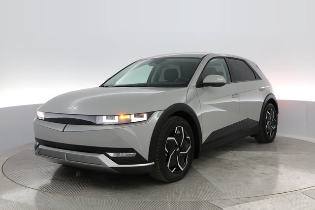 2023 Hyundai IONIQ 5 — photo 6 of 31