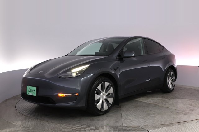 2023 Tesla Model Y — VIN 7SAYGDEE1PF849529