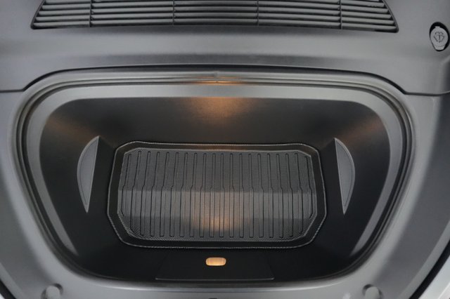 2023 Tesla Model Y — photo 23 of 30