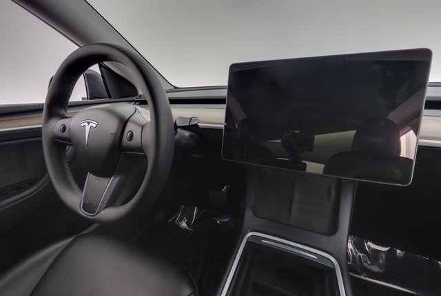 2023 Tesla Model Y — photo 20 of 30