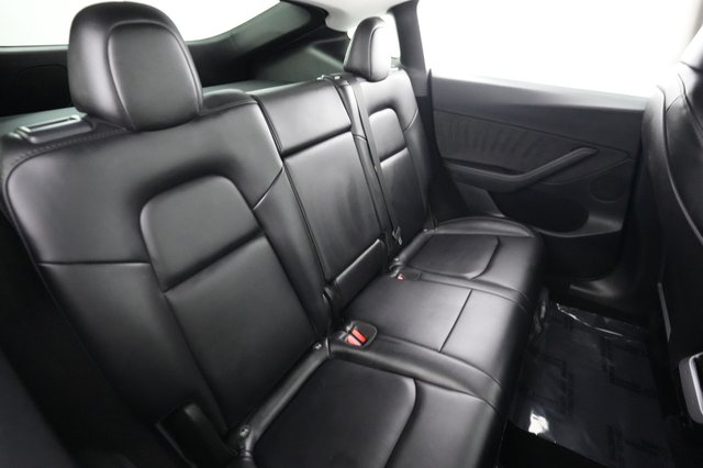 2023 Tesla Model Y — photo 4 of 30