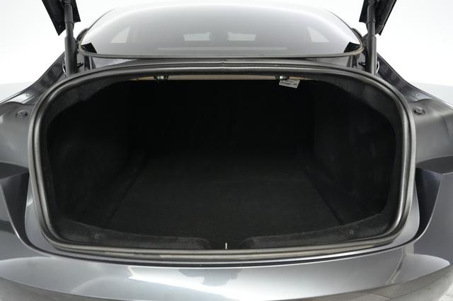 2024 Tesla Model 3 — photo 6 of 24