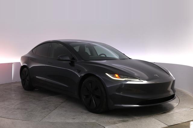 2024 Tesla Model 3 — photo 10 of 24