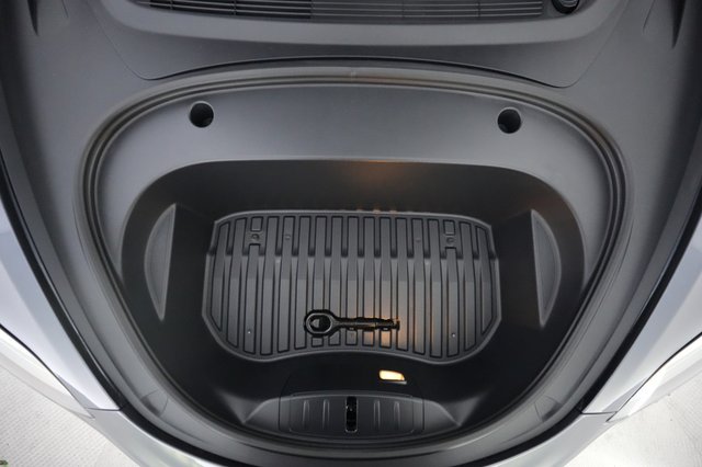 2023 Tesla Model 3 — photo 20 of 22