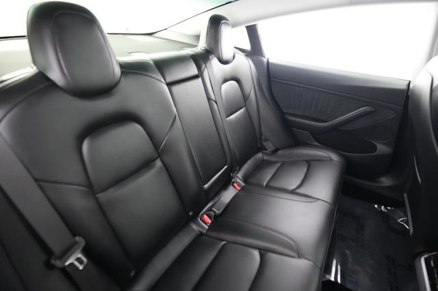 2023 Tesla Model 3 — photo 4 of 22