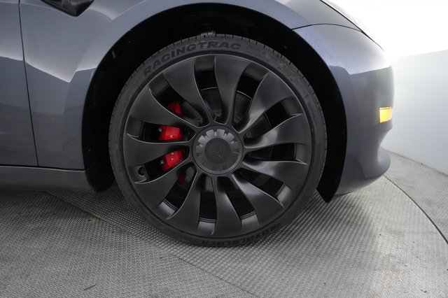 2023 Tesla Model 3 — photo 16 of 22