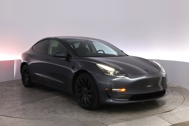 2023 Tesla Model 3 — photo 10 of 22