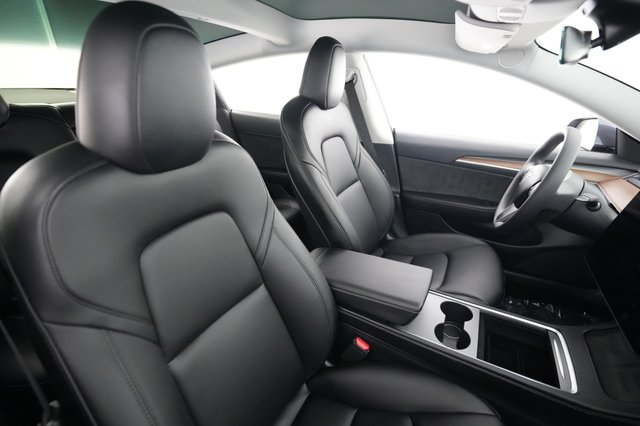 2023 Tesla Model 3 — photo 18 of 22