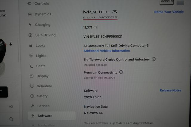 2023 Tesla Model 3 — photo 5 of 22