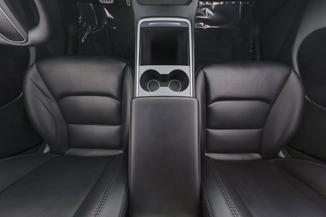 2023 Tesla Model Y — photo 22 of 26