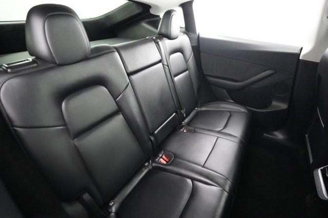 2023 Tesla Model Y — photo 4 of 26