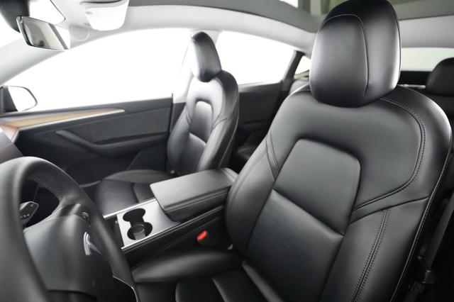 2023 Tesla Model Y — photo 3 of 26