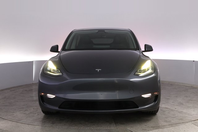 2023 Tesla Model Y — photo 9 of 26