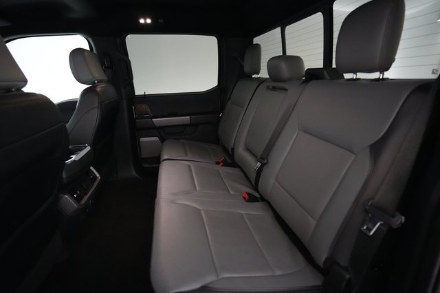 2022 Ford F-150 Lightning — photo 13 of 17