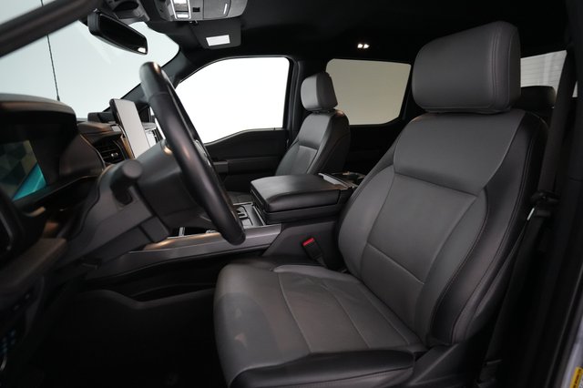 2022 Ford F-150 Lightning — photo 3 of 17