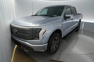 2022 Ford F-150 Lightning — VIN 1FTVW1EL8NWG11069