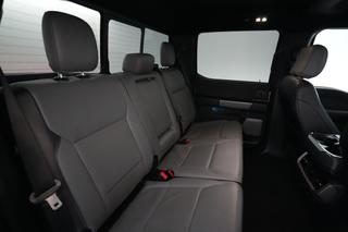 2022 Ford F-150 Lightning — photo 4 of 17