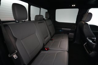2022 Ford F-150 Lightning — photo 4 of 17