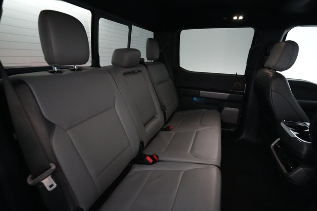 2022 Ford F-150 Lightning — photo 4 of 17