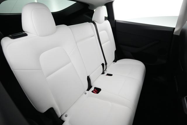 2023 Tesla Model Y — photo 4 of 30