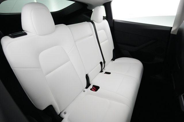 2023 Tesla Model Y — photo 4 of 30