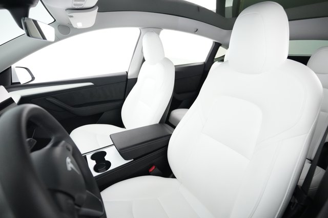 2023 Tesla Model Y — photo 3 of 30