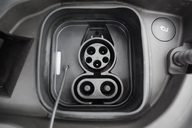 2023 Volvo XC40 Recharge — photo 26 of 32