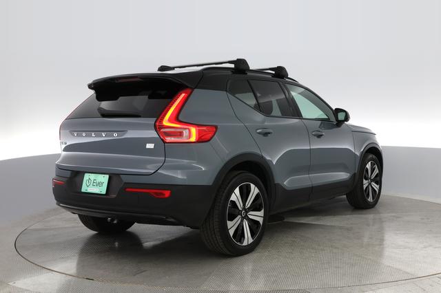 2023 Volvo XC40 Recharge — photo 2 of 32