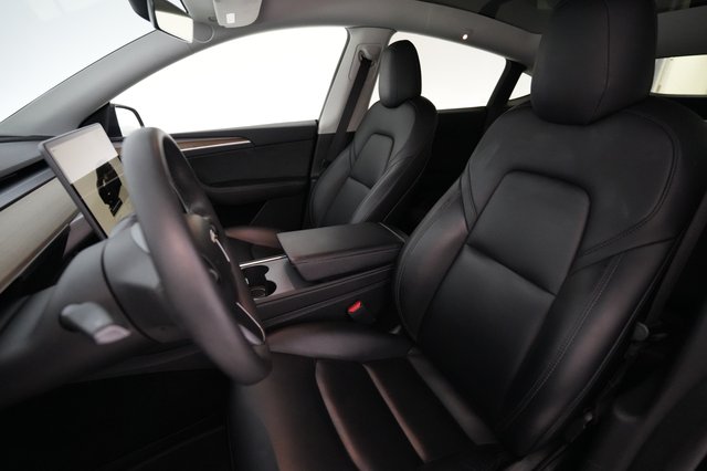 2022 Tesla Model Y — photo 3 of 25