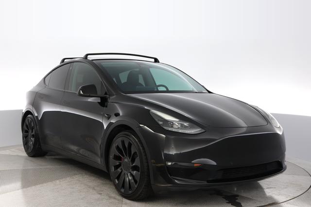 2022 Tesla Model Y — photo 9 of 25