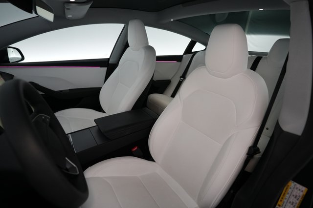 2025 Tesla Model 3 — photo 3 of 23