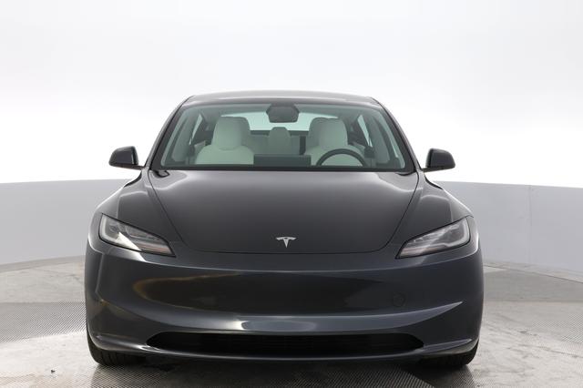 2025 Tesla Model 3 — photo 9 of 23