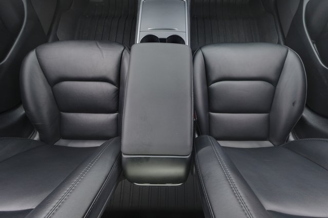 2022 Tesla Model 3 — photo 22 of 24